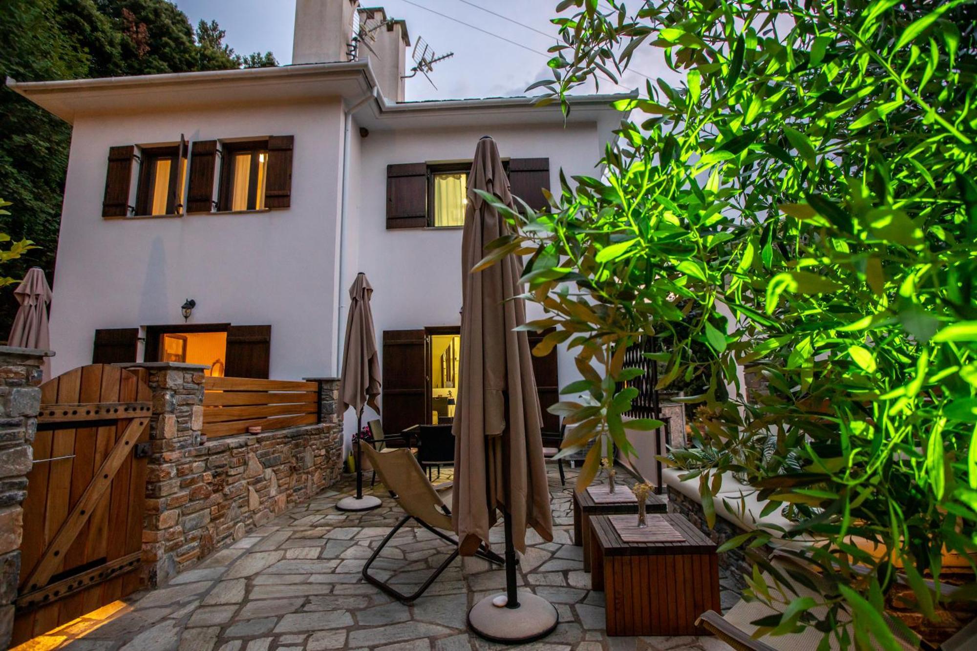 Chiron Residence Mourésion Exterior foto